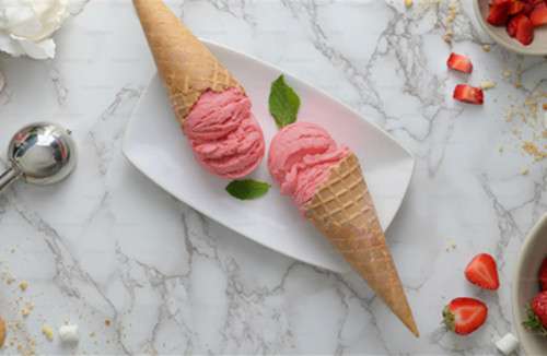 Curdlan Gum As a powerful gelling agent used extensively in food products such as ice cream, sauces, jellies, and dairy-based items